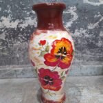 Macetas, jarrones y cuadros pintados a mano