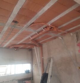 Albañil y plomero sanitarista