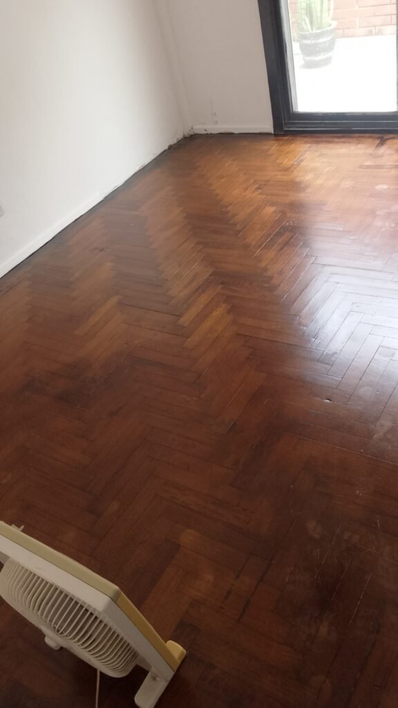 Albañilería, Plomería,Pintor.