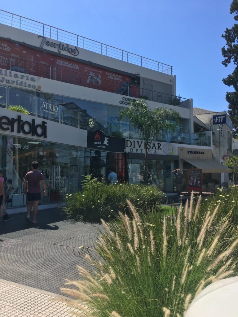 Inmobiliaria SABÉZ BIENES RAÍCES