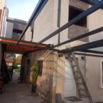 Trabajo en la construcción por cuenta propia y manejo varios rubros en los cuales me capacite