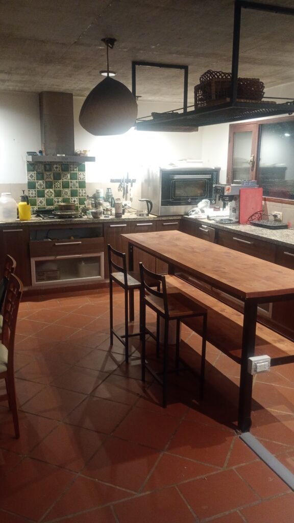 Carpintería general, diseño de muebles, reparaciones