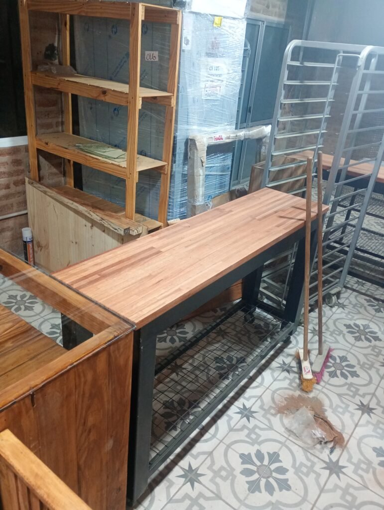 Carpintería general, diseño de muebles, reparaciones