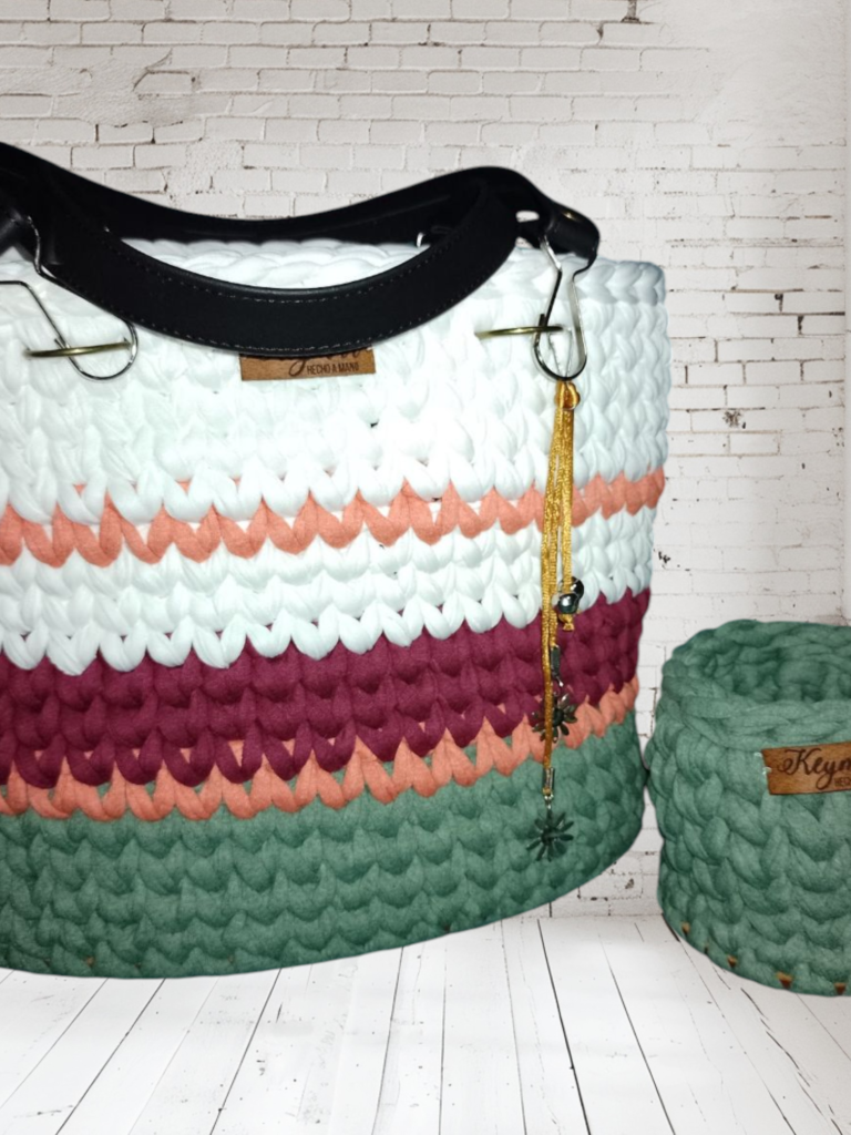 Tejido en macramé y crochet, bazar