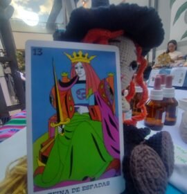 Terapeuta holística: Tarot, Flores de Bach, arteterapia