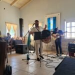 Espectáculo música en vivo. Folclore tradicional.