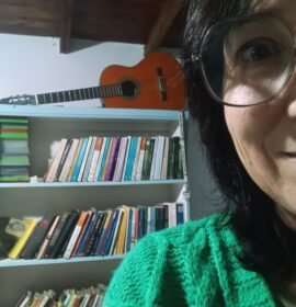 Acompaño leo y charla empatica.