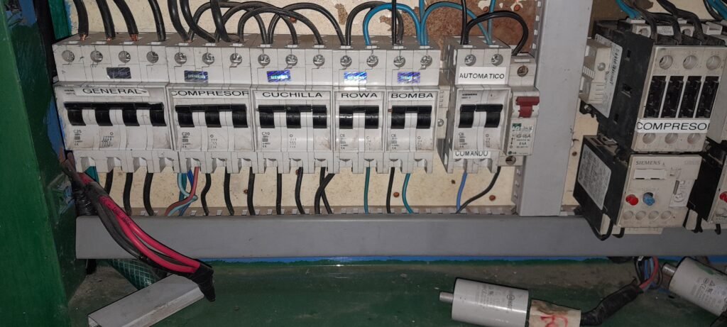 Electricista mantenimiento