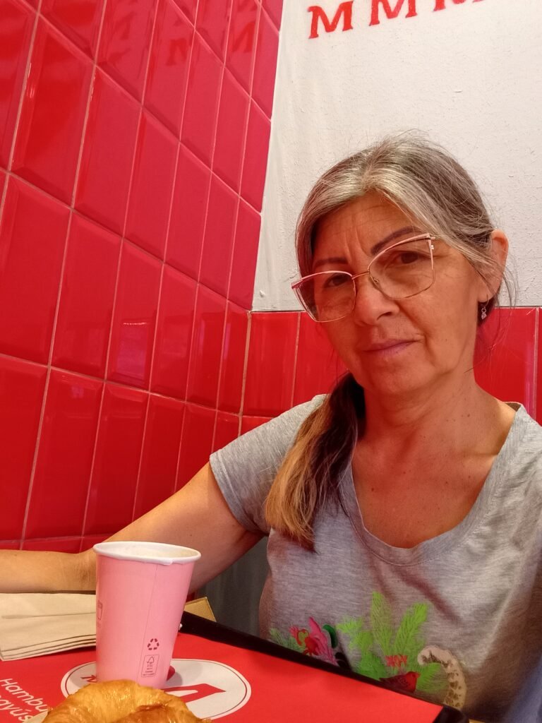 Niñera con experiencia