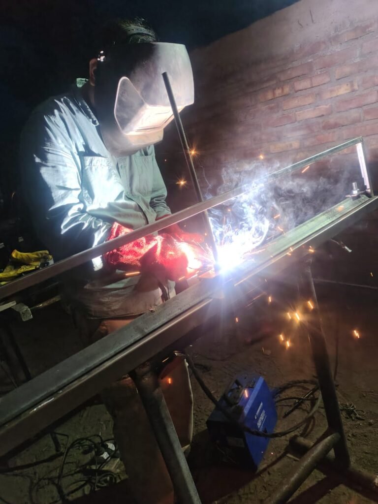 Metalurgica Ayala Jossier