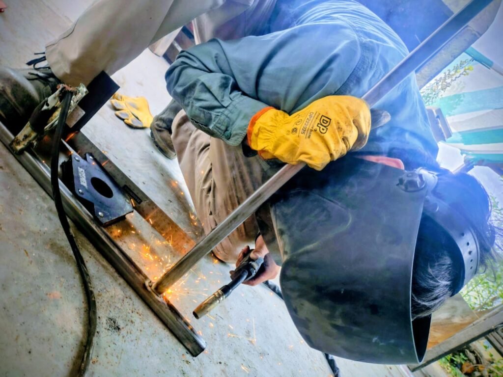 Metalurgica Ayala Jossier