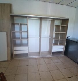 armador de muebles