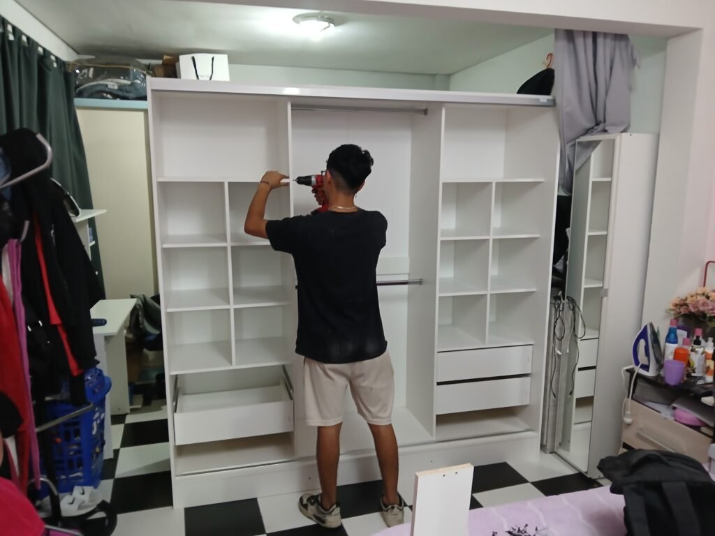 armador de muebles