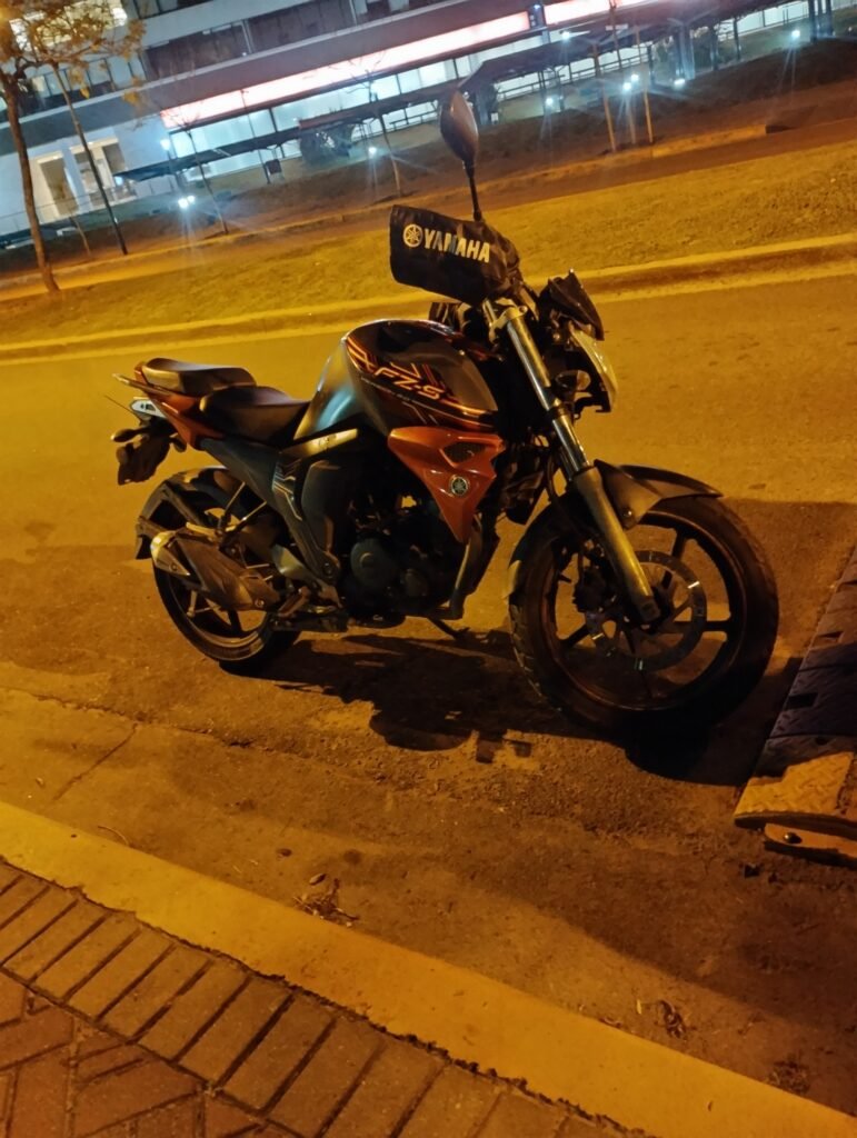 Moto mensajería