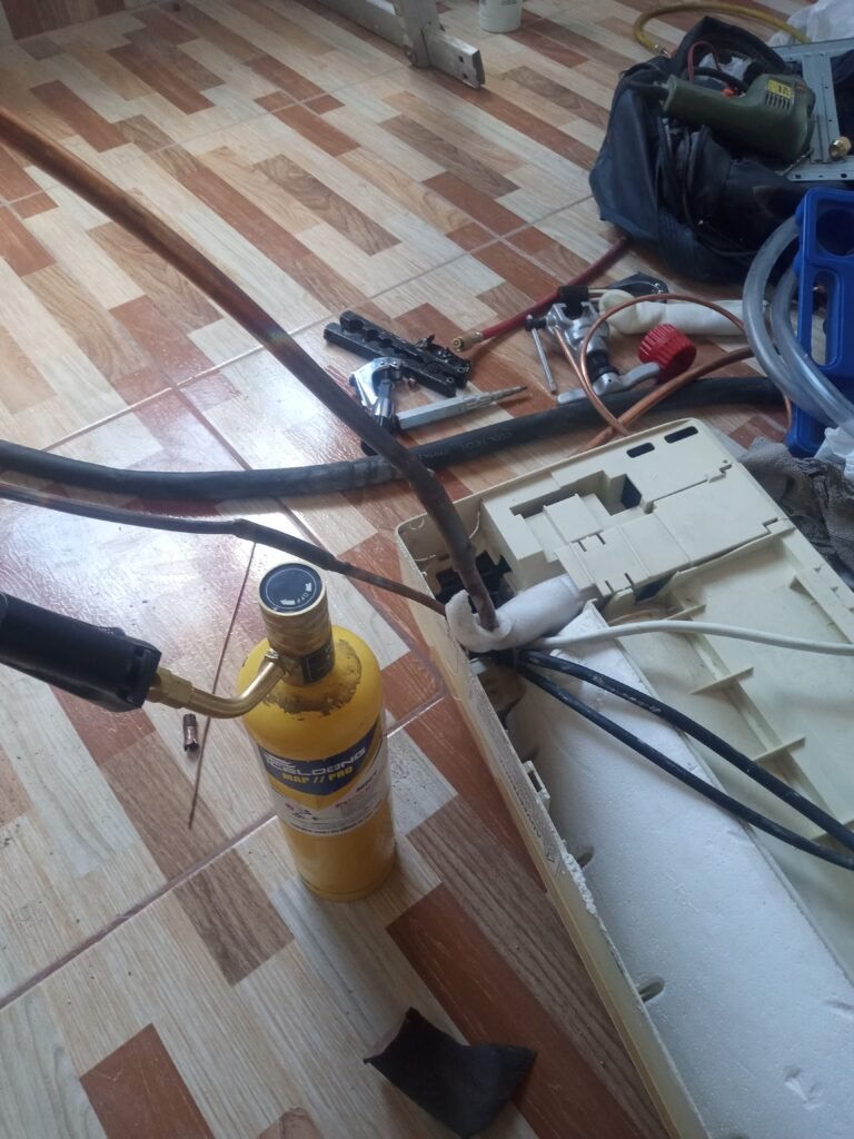 Instalador de aires acondicionados