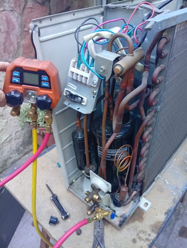 Técnico en aires acondicionados