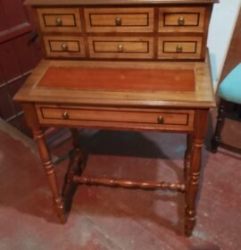 Reparación de sillas y muebles de madera
