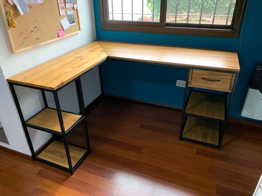Herreria, fabricación de muebles