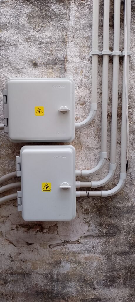 Mantenimientos y servicios electr