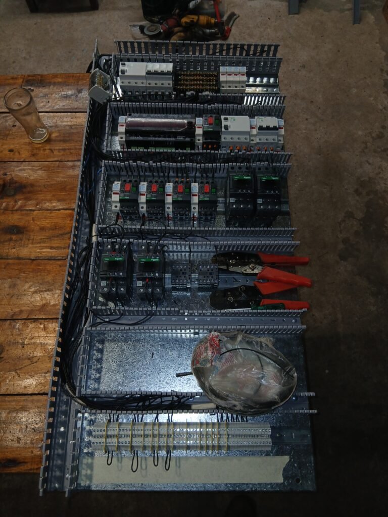 Electricista de oficio