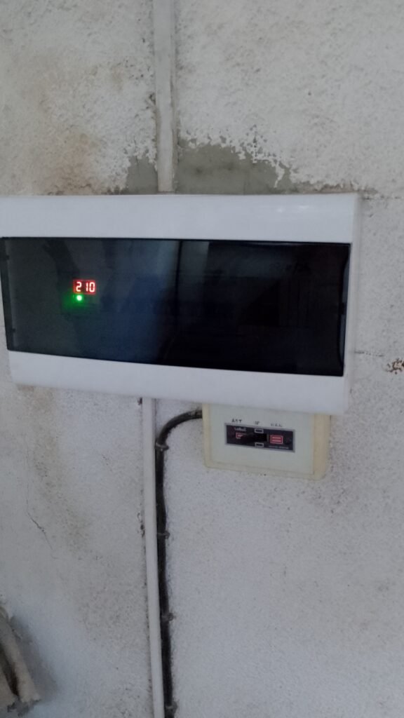 Mantenimientos y servicios electr