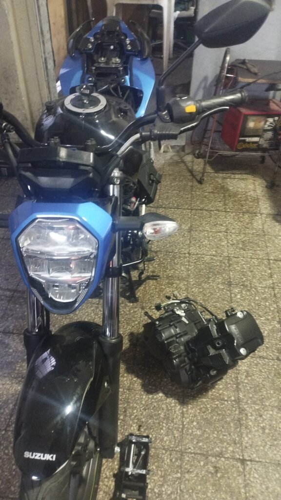 E.C MECANICA DE MOTOS