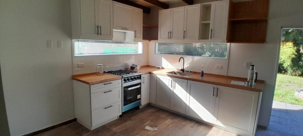 Carpintero, muebles a medida. MAD