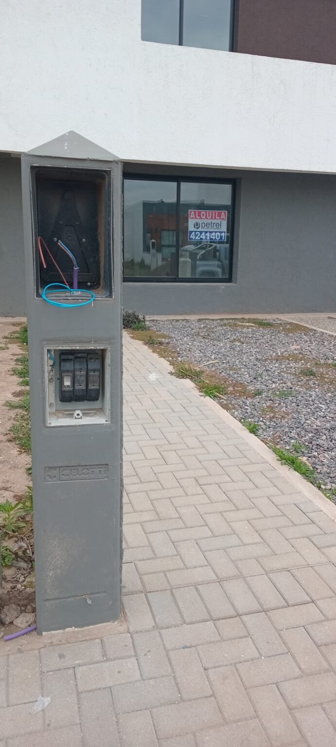 ELECTRICISTA