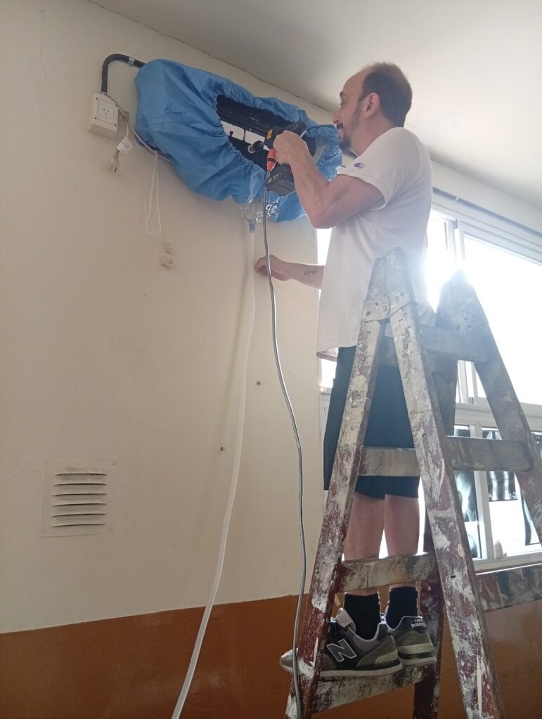 Técnico en aires acondicionados