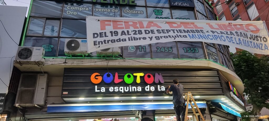 Herrería/cartelería y galpones