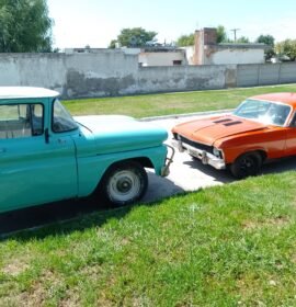 Restauración de autos antiguos y motos clásicas