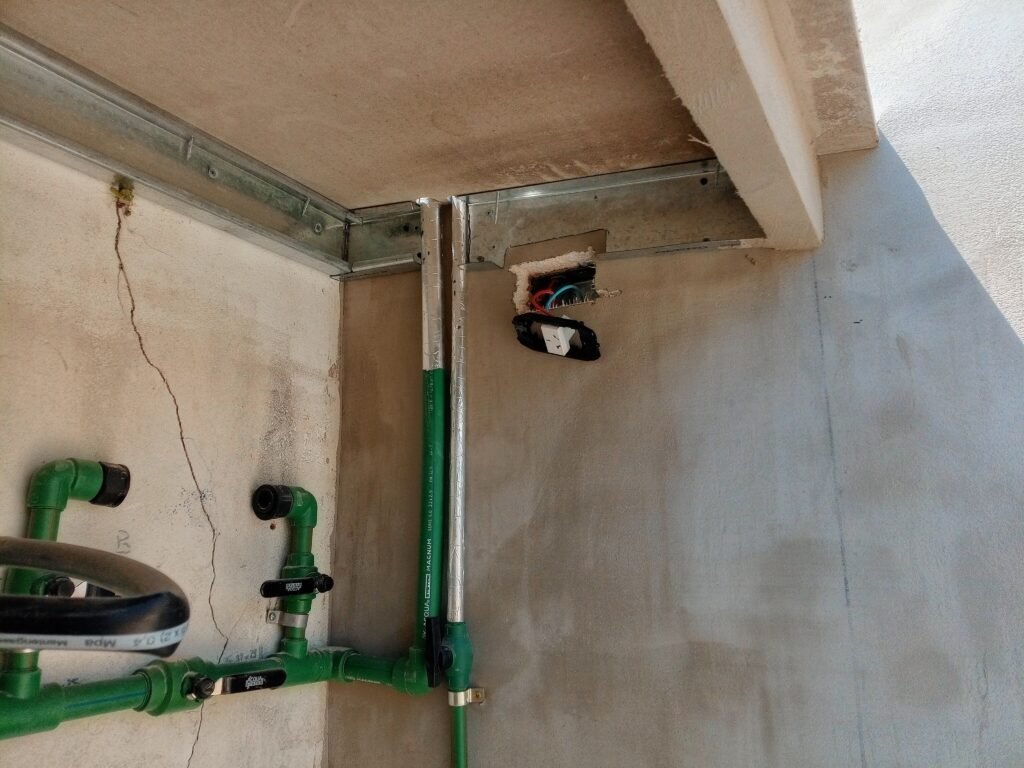Electricista plomero construcción en seco,