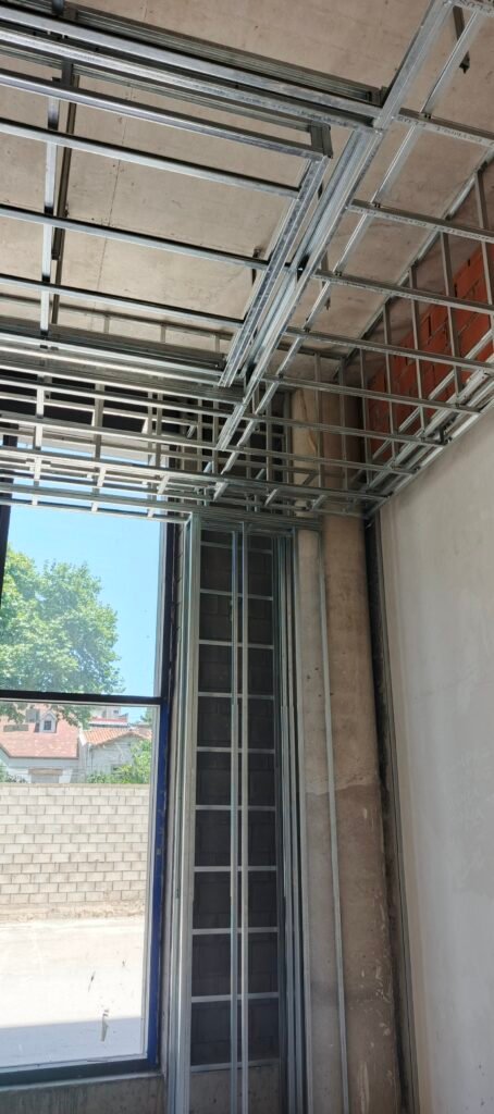 Construcion en seco , stell frame