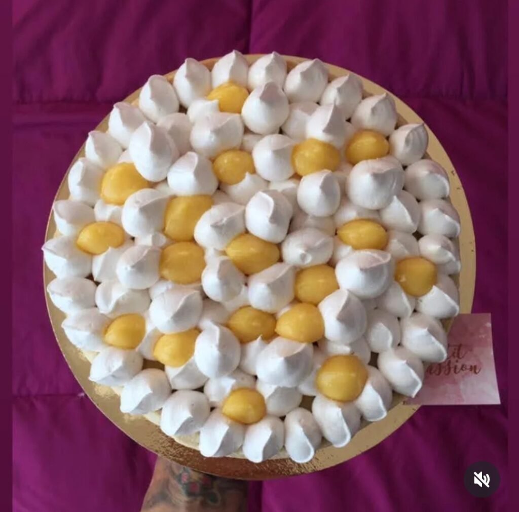 Pasteleria temática, tortas para cumpleaños bodas y eventos. También postres clasicos