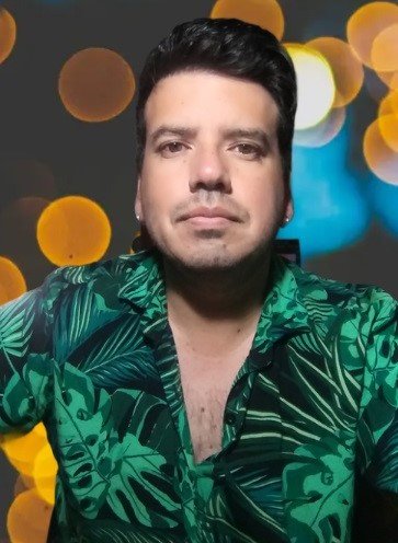 Cantante para todo tipo de eventos y agasajos