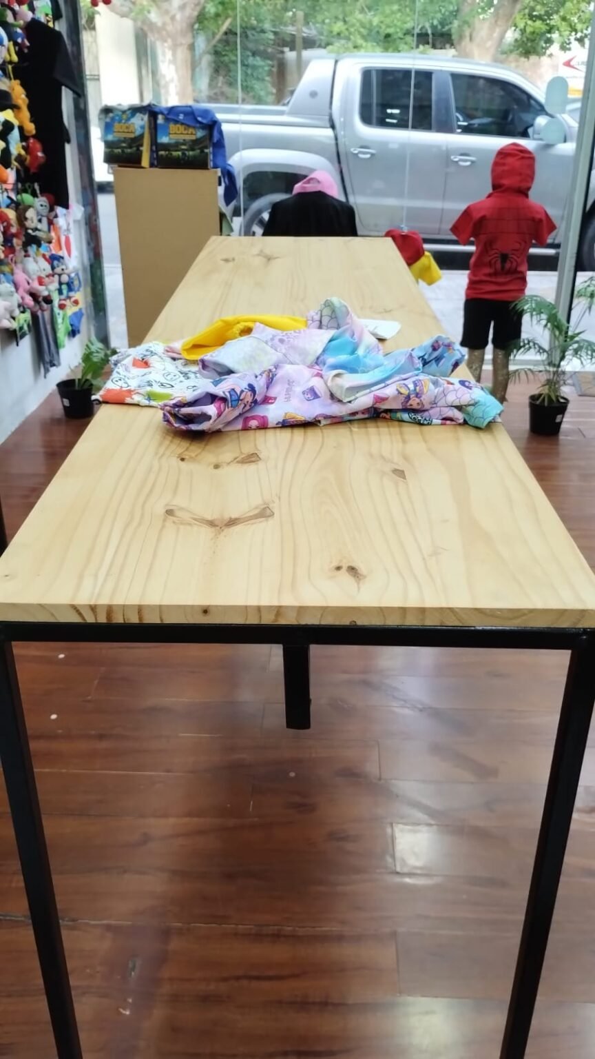 Albañilería, plomería, electricid
