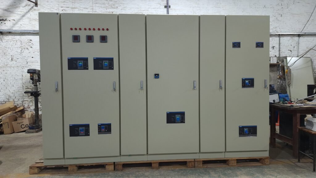 Montaje eléctrico industrial