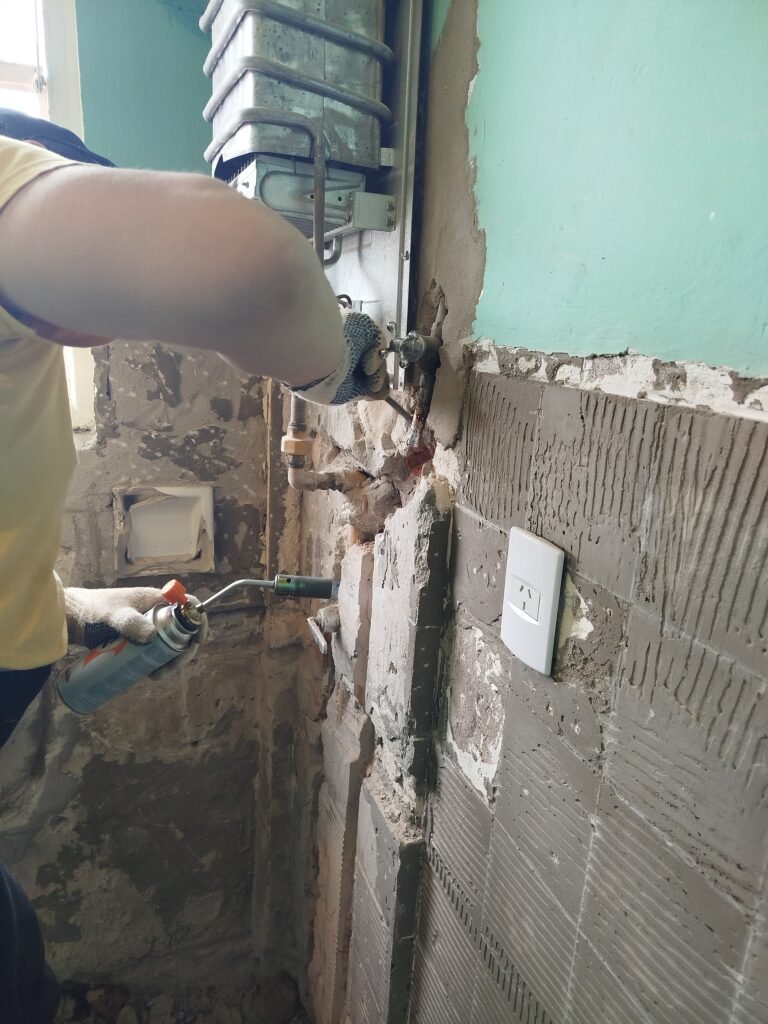 Técnico aire acondicionado y plom
