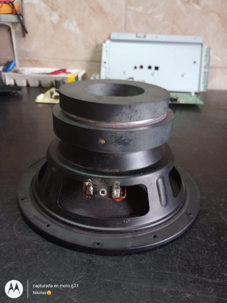 Reparación de parlantes, fabricac