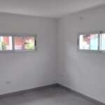 Aplicador de revestimiento acrílico y pintor de obra