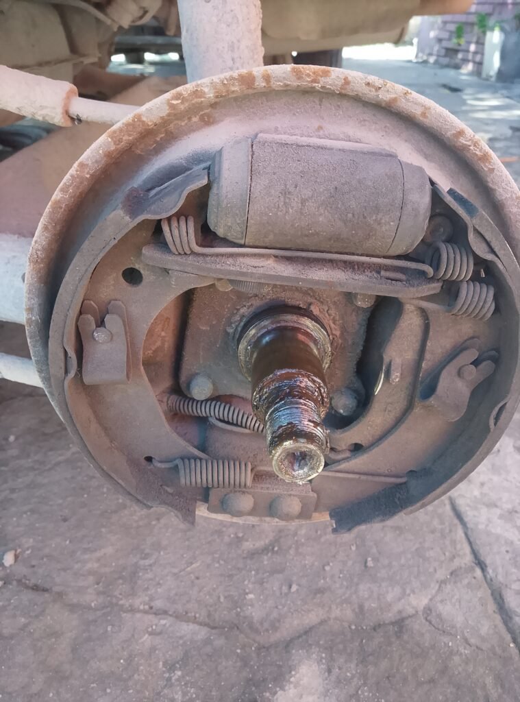 Mecánica ligera y electricidad automotriz