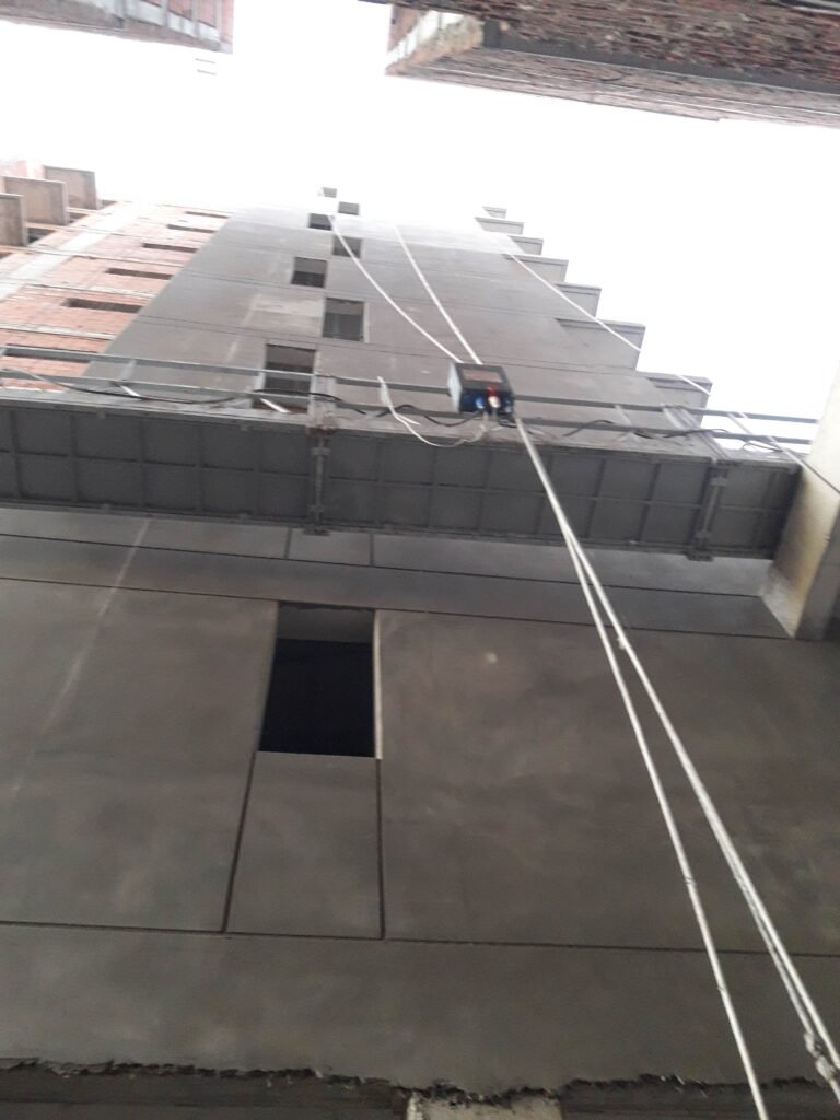 Trabajo en alturas con máquinaria