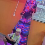 Bailarín zanquero. Bailarín zanquero.