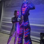 Bailarín zanquero. Bailarín zanquero.