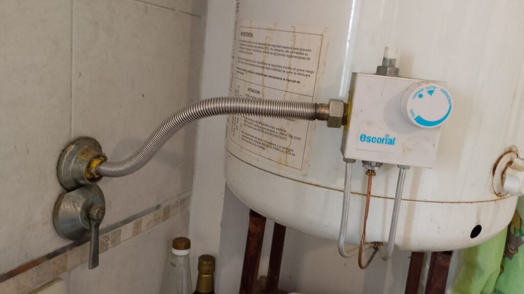 Albañilería, plomería, electricid