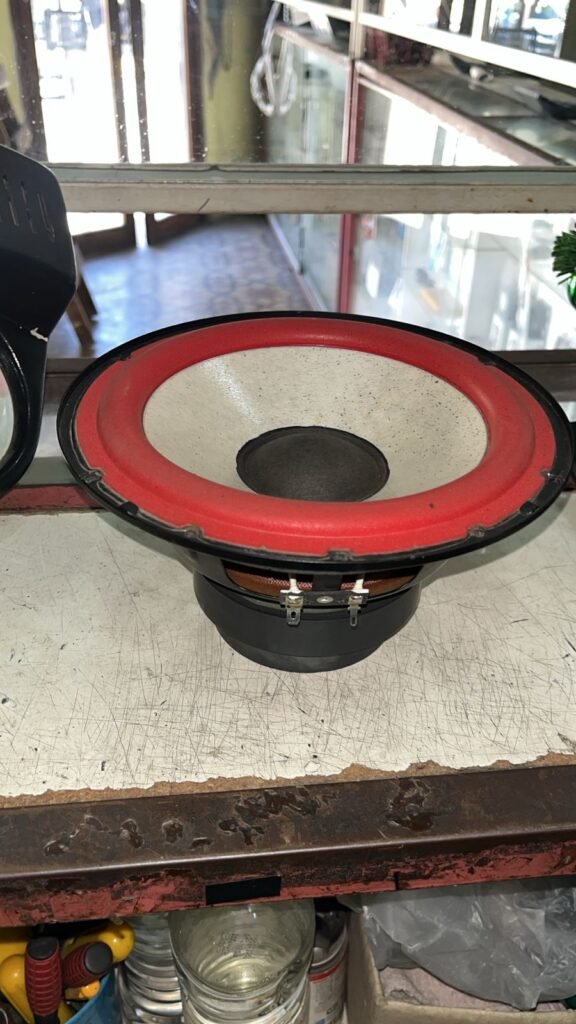 Reparación de parlantes, fabricac