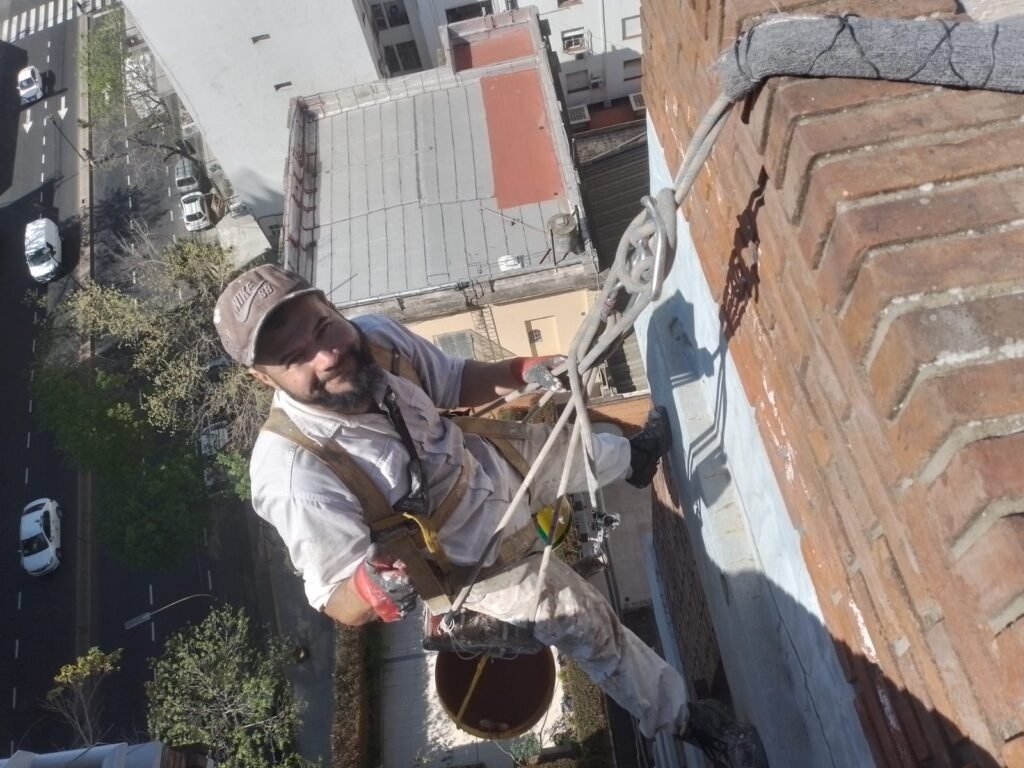Trabajos en alturas – Pintor sill