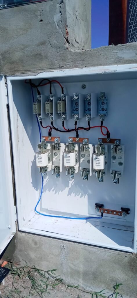Servicios eléctricos,,herrería ,