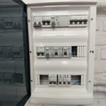 Servicio eléctrico (instalaciones domiciliarias, obras, emergencias,colocación artefactos , etc) refrigeración colocación servicios y reparación a/a Servicio eléctrico (instalaciones domiciliarias, obras, emergencias,colocación artefactos , etc) refrigeración colocación servicios y reparación a/a