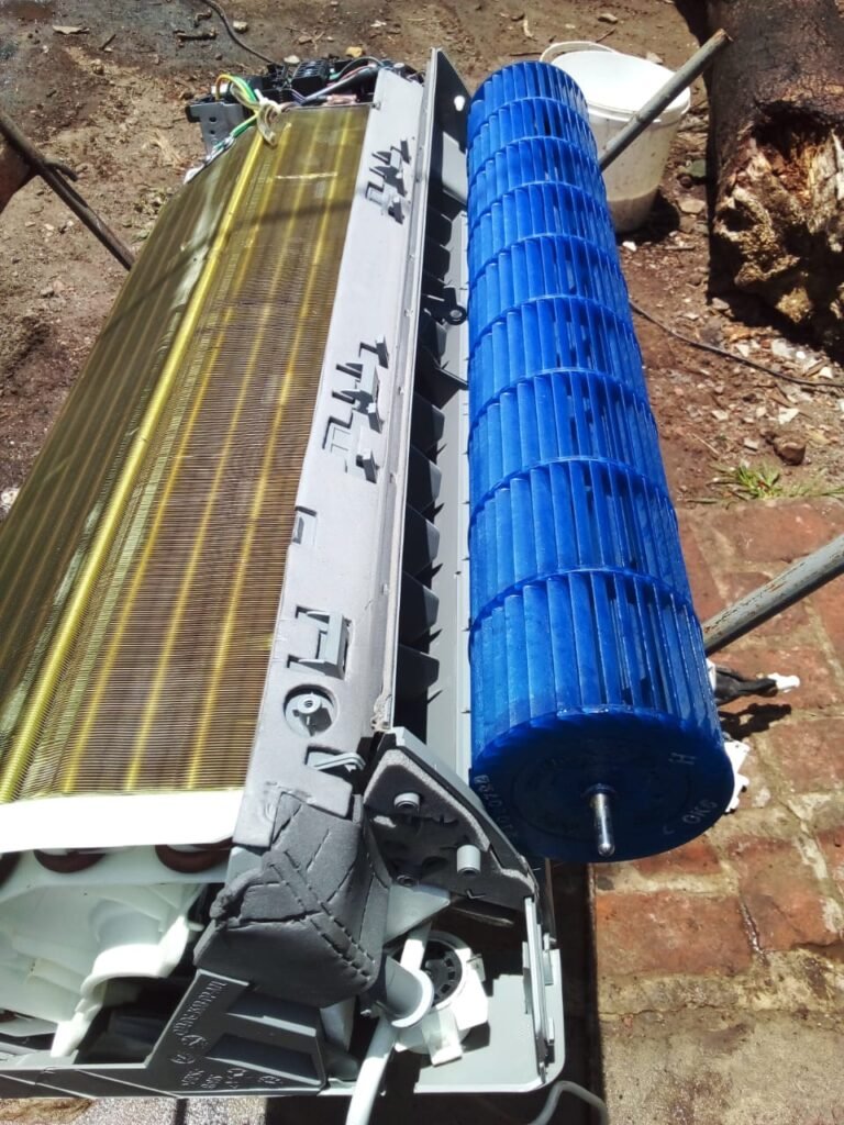 Técnico en refrigeración y electr